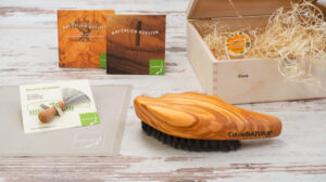 Werkzeug_CULUMNATURA_Bürste-1-1024x572 Multi-Bürste Vegan eckig